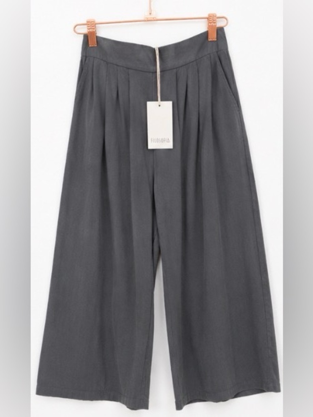 Filosofia NWT Charcoal Cotton Wide Leg Cropped Pants XS Length 36.5”